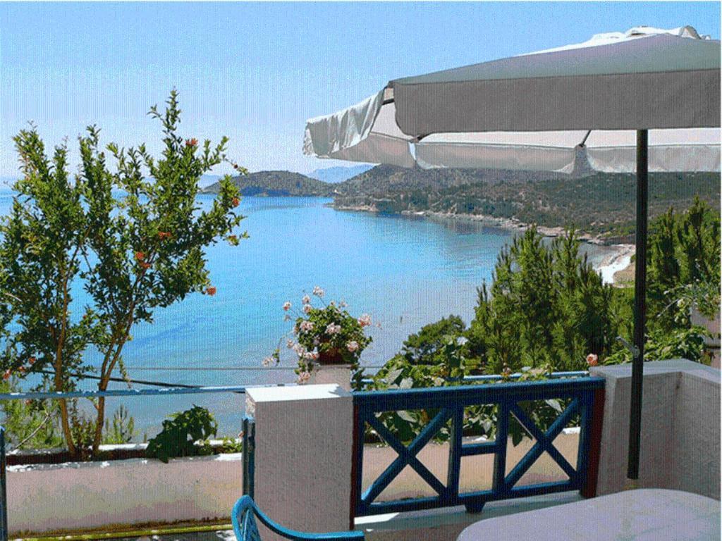 Blue Horizon Apartment Marathokampos Bagian luar foto