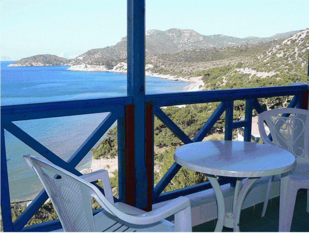 Blue Horizon Apartment Marathokampos Bagian luar foto