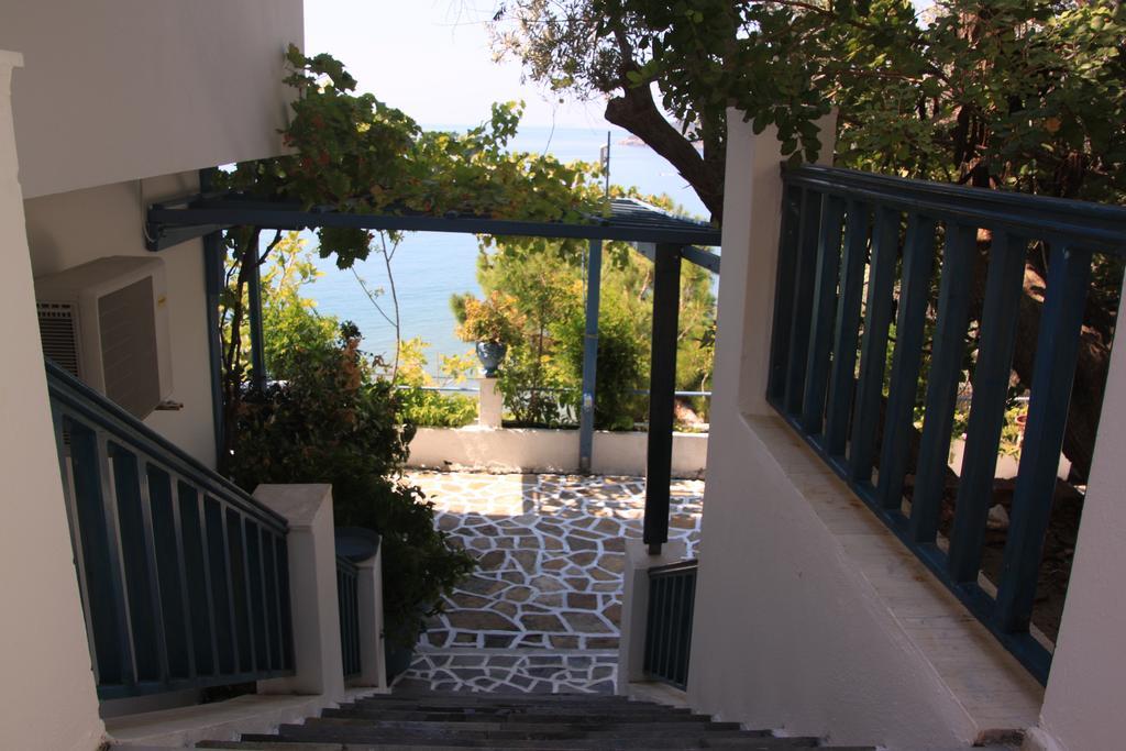 Blue Horizon Apartment Marathokampos Bagian luar foto